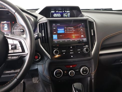 Used 2023 Subaru Crosstrek 2.5i Limited AWD/4WD image 5