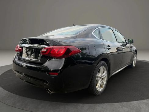 Used 2016 INFINITI Q70 L 3.7 AWD/4WD image 4