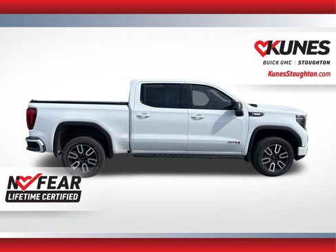 Used 2024 GMC Sierra 1500 AT4 w/ Technology Package AWD/4WD image 7