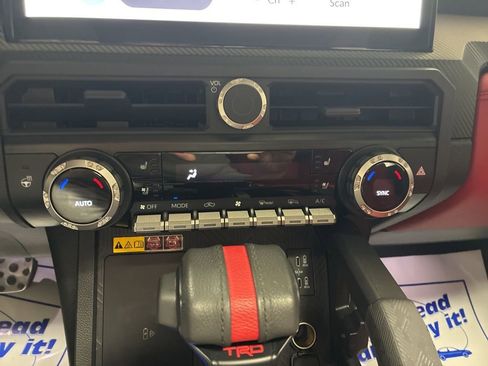 Used 2024 Toyota Tacoma TRD Pro image 20