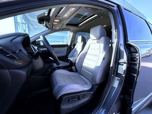 Used 2018 Honda CR-V Touring image 10