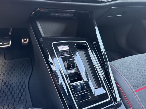 New 2025 Volkswagen GTI SE image 22