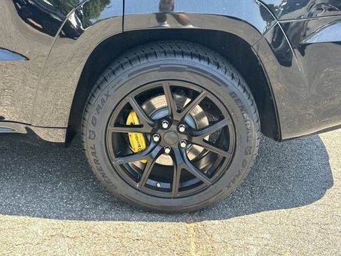 Used 2018 Jeep Grand Cherokee Trackhawk AWD/4WD image 21