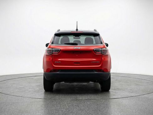 Used 2025 Jeep Compass Limited AWD/4WD image 6