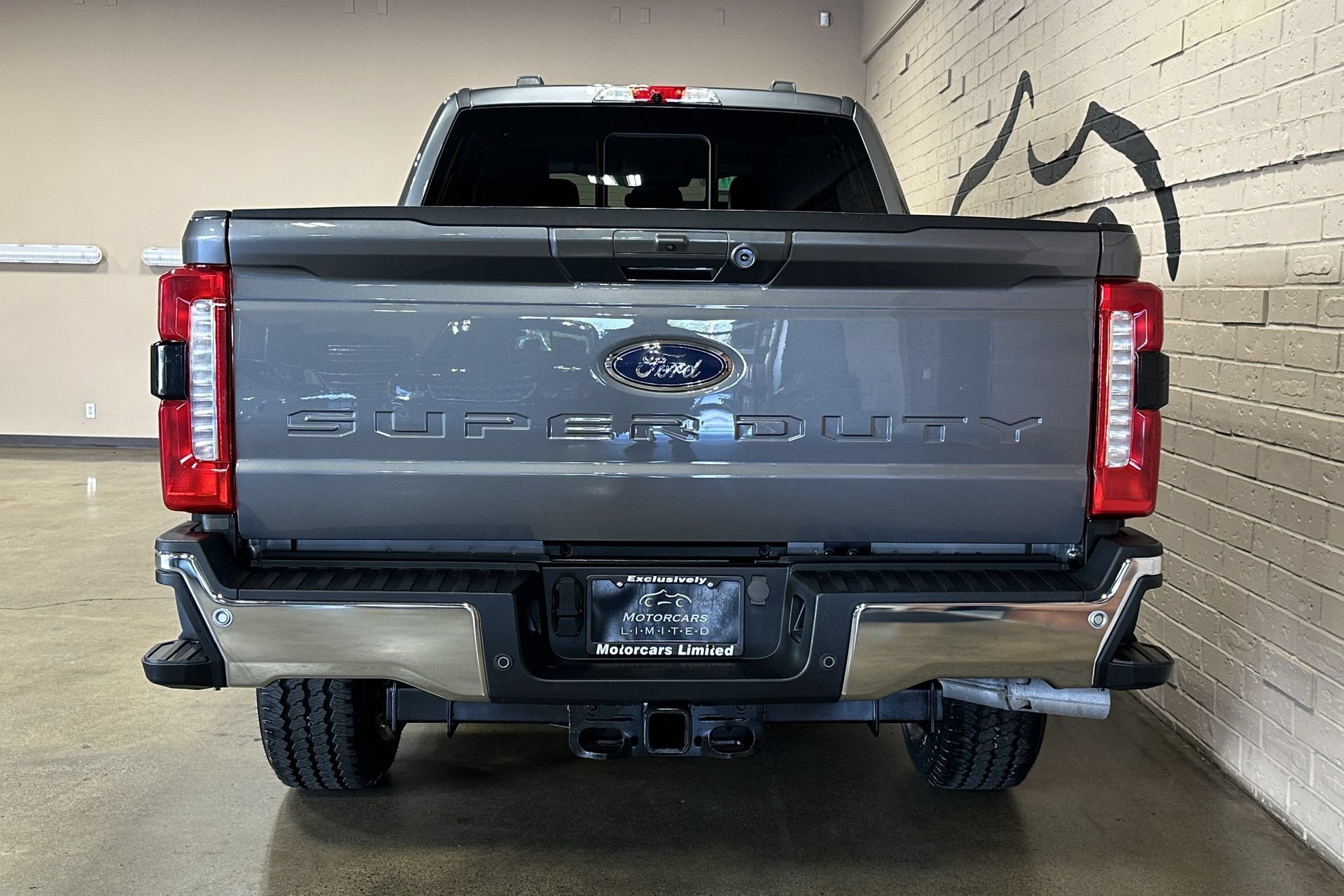 Used 2024 Ford F350 Lariat AWD/4WD image 4