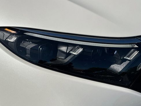 Certified 2023 Mercedes-Benz EQS 580 4MATIC Sedan image 11