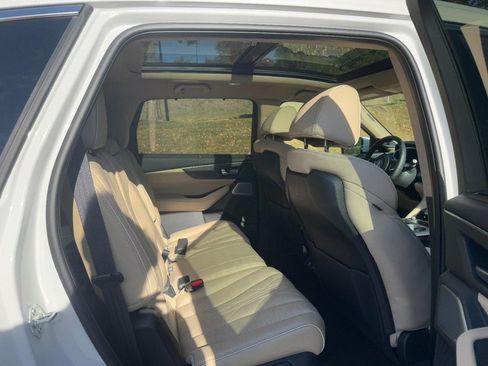 Used 2025 Acura MDX SH-AWD w/ Advance Package image 10