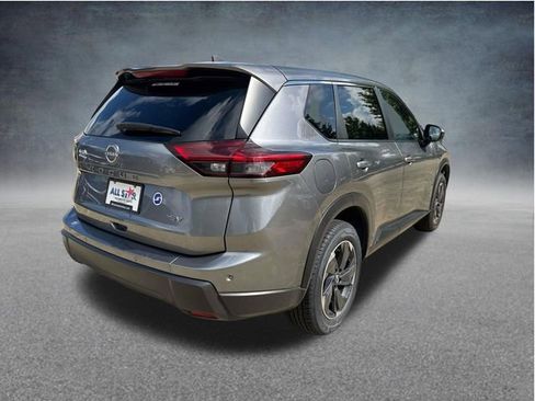 Used 2024 Nissan Rogue SV FWD image 9
