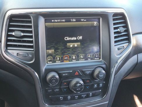 Used 2018 Jeep Grand Cherokee Altitude image 9