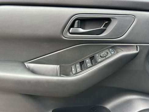 New 2026 Nissan Rogue S image 12