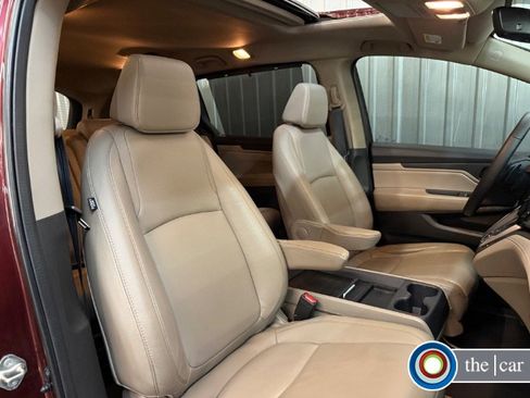 Used 2019 Honda Odyssey EX-L image 12