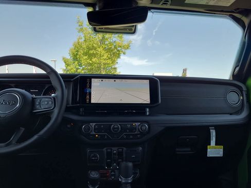 New 2025 Jeep Wrangler Unlimited Rubicon 392 image 18