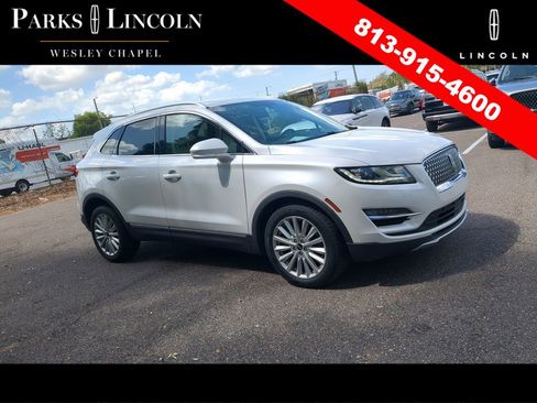 Used 2019 Lincoln MKC Premiere image 1