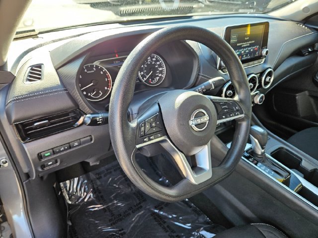 Used 2024 Nissan Sentra SV FWD image 21
