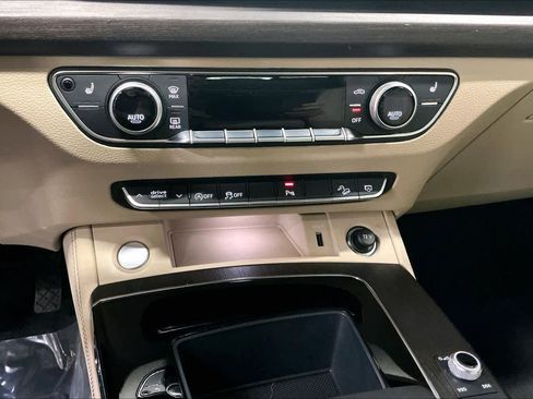 Certified 2023 Audi Q5 2.0T Premium Plus w/ Premium Plus Package image 35