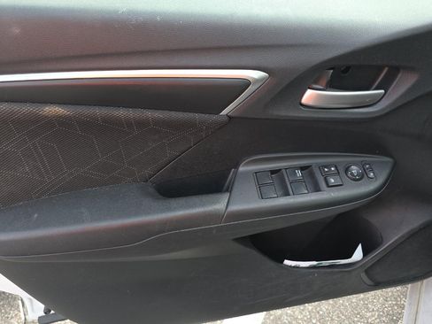 Used 2015 Honda Fit EX image 9