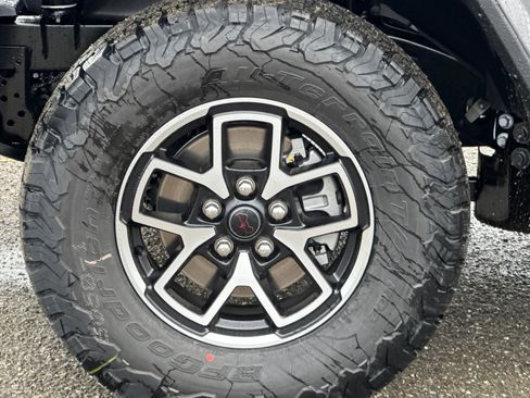 New 2026 Jeep Wrangler Unlimited Rubicon image 24