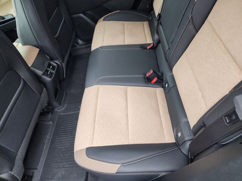 New 2026 Chevrolet Equinox ACTIV image 15