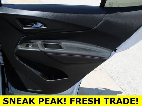 Used 2024 Chevrolet Equinox RS w/ RS Leather Package FWD image 22
