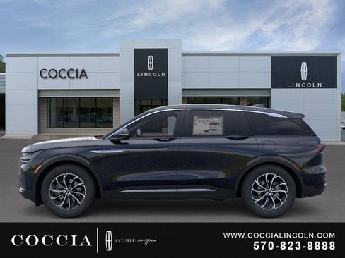 New 2026 Lincoln Nautilus Premier AWD/4WD image 3