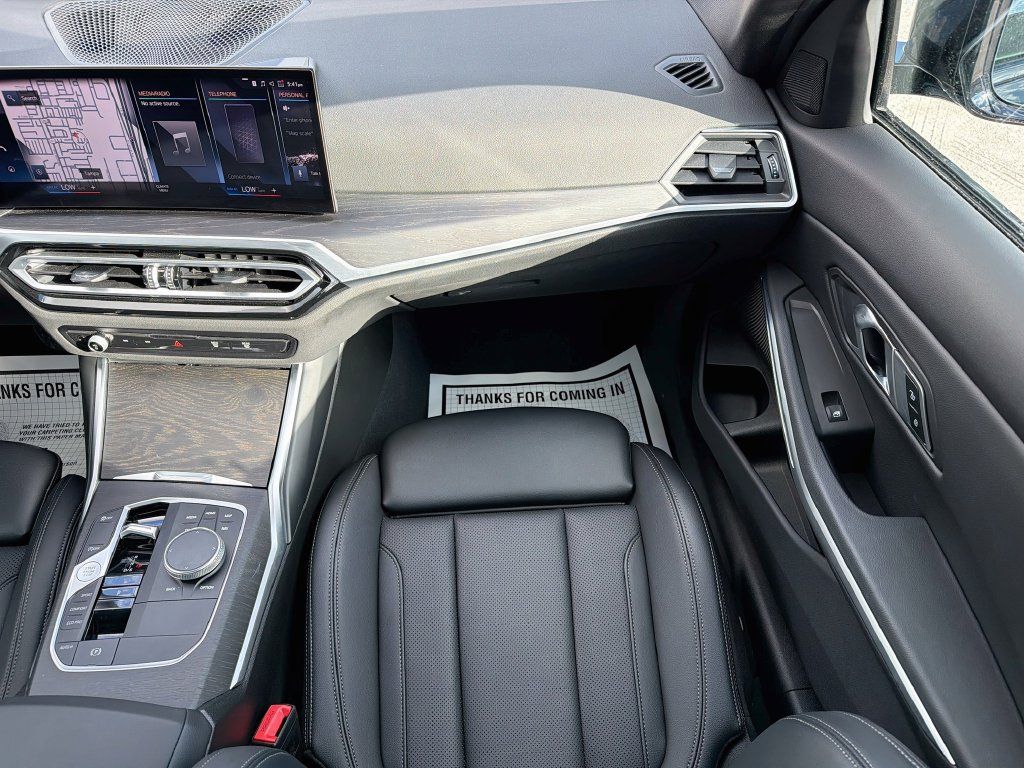 Used 2023 BMW 330i Sedan RWD image 17