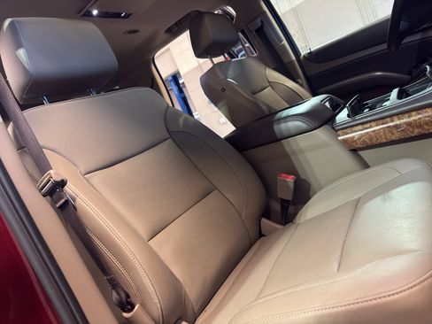 Used 2017 Chevrolet Tahoe Premier AWD/4WD image 24