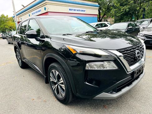 Used 2022 Nissan Rogue SV image 14