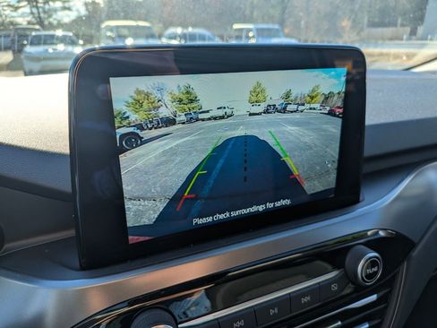 Used 2024 Ford Escape Active image 5