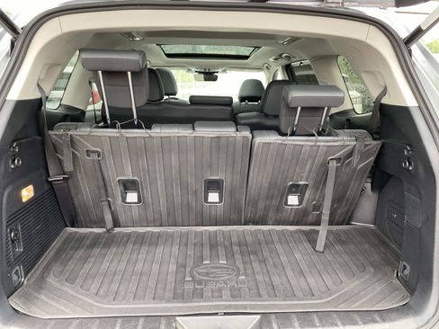 Used 2023 Subaru Ascent Limited w/ Technology Package AWD/4WD image 6
