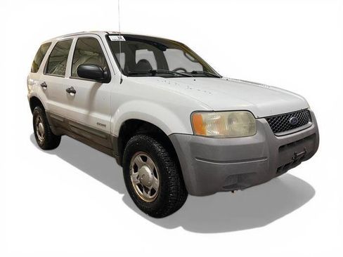 Used 2001 Ford Escape XLS image 8