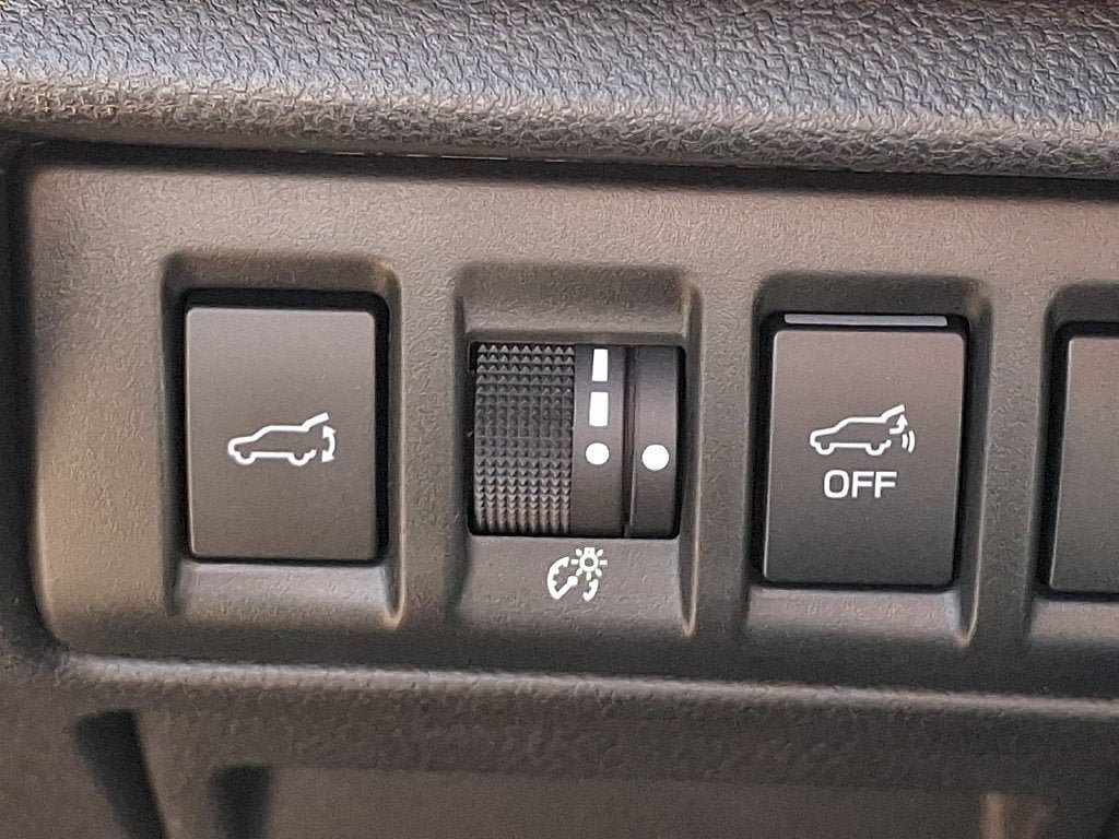 Used 2023 Subaru Outback Limited AWD/4WD image 23