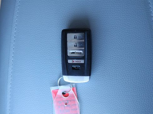 Used 2016 Acura MDX SH-AWD w/ Tech & Entertainment image 20