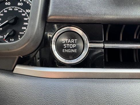Used 2022 Mitsubishi Outlander SEL AWD/4WD image 23