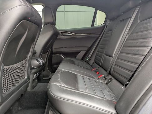 Used 2022 Alfa Romeo Stelvio Quadrifoglio w/ Active Assist Plus Package image 17