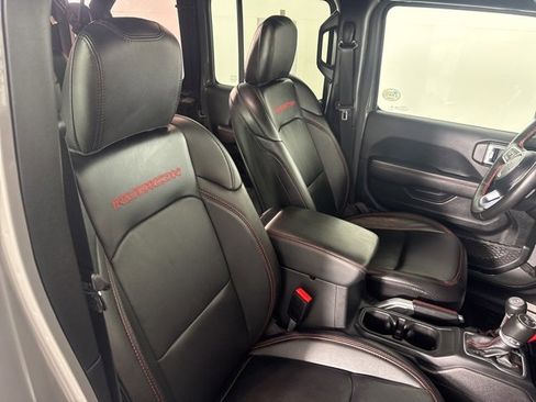 Used 2022 Jeep Wrangler Unlimited Rubicon w/ Cold Weather Group image 14