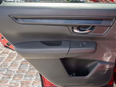 Used 2024 Honda CR-V EX image 12