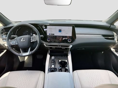 Used 2025 Lexus RX 350 FWD image 17