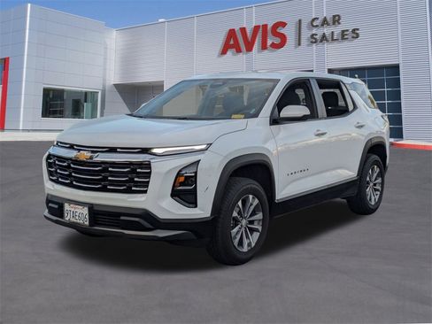 Used 2025 Chevrolet Equinox LT image 1