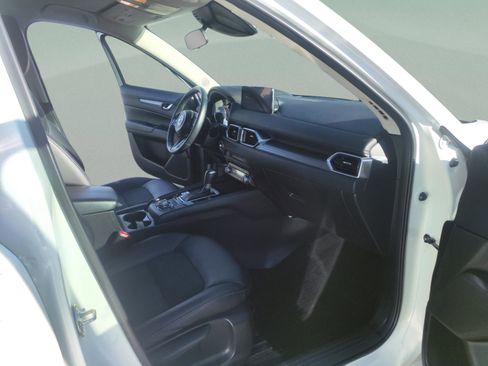 Used 2021 MAZDA CX-5 Touring image 18