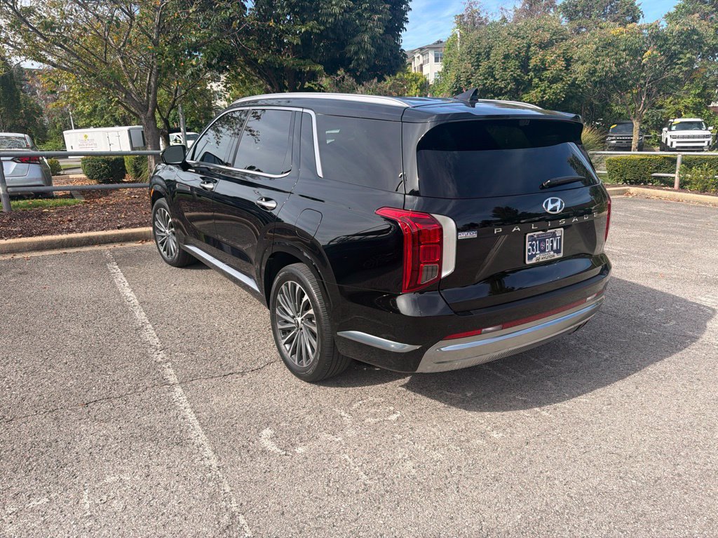 Used 2024 Hyundai Palisade Calligraphy FWD image 6
