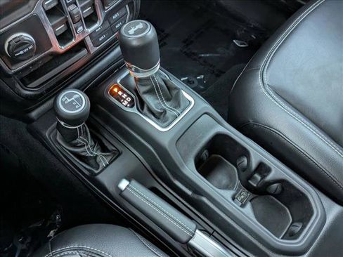 Used 2021 Jeep Wrangler Unlimited Sahara image 12