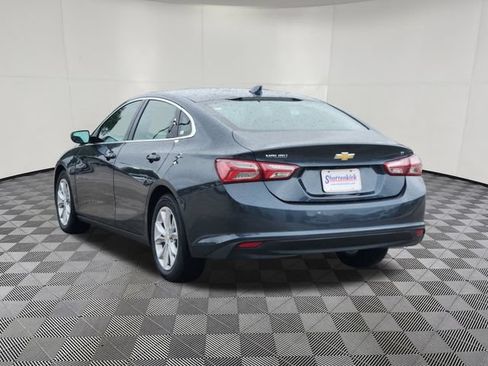 Used 2021 Chevrolet Malibu LT FWD image 4