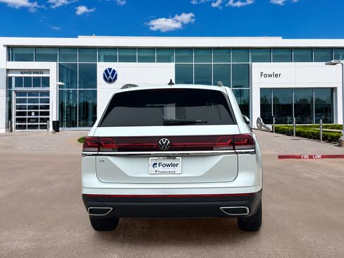 New 2026 Volkswagen Atlas SE FWD image 6