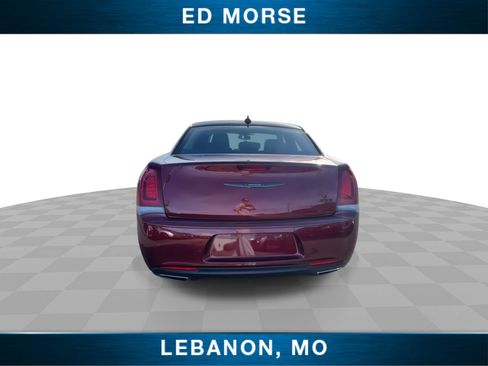 Used 2023 Chrysler 300 Touring L image 7