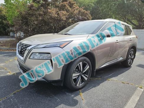 Used 2023 Nissan Rogue SL FWD image 1