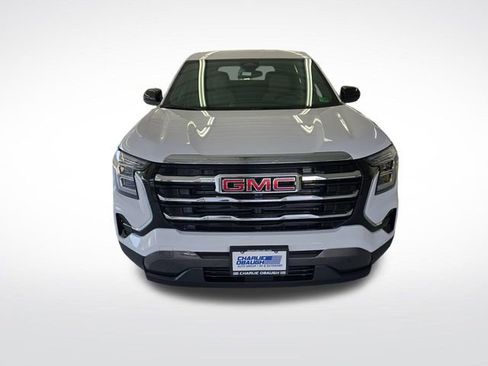 New 2026 GMC Terrain Elevation w/ LPO, Floor Liner Package AWD/4WD image 9