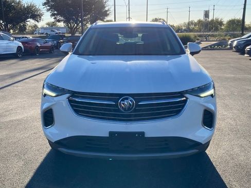 Used 2023 Buick Envision Essence image 2