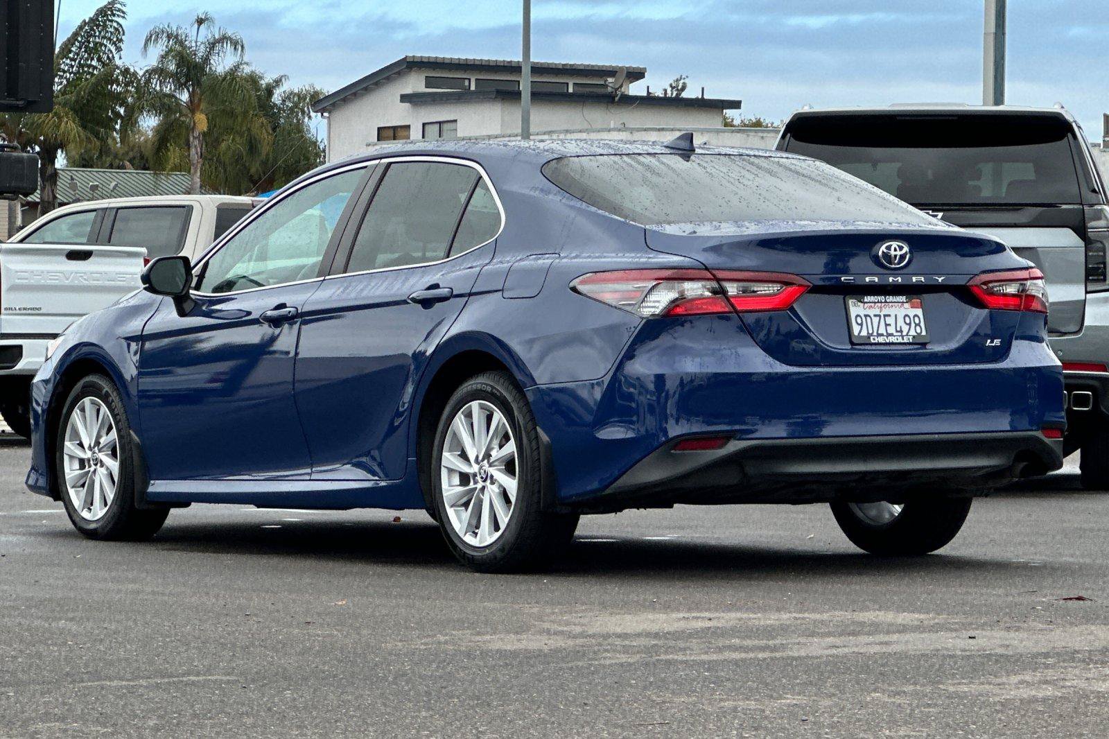 Used 2023 Toyota Camry LE FWD image 8