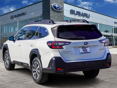 Certified 2023 Subaru Outback Premium image 6