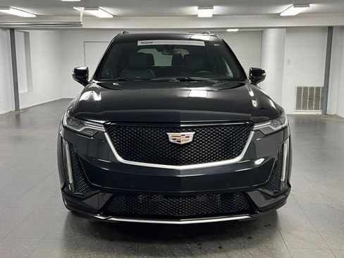 Certified 2023 Cadillac XT6 Sport w/ LPO, Floor Liner Package AWD/4WD image 8